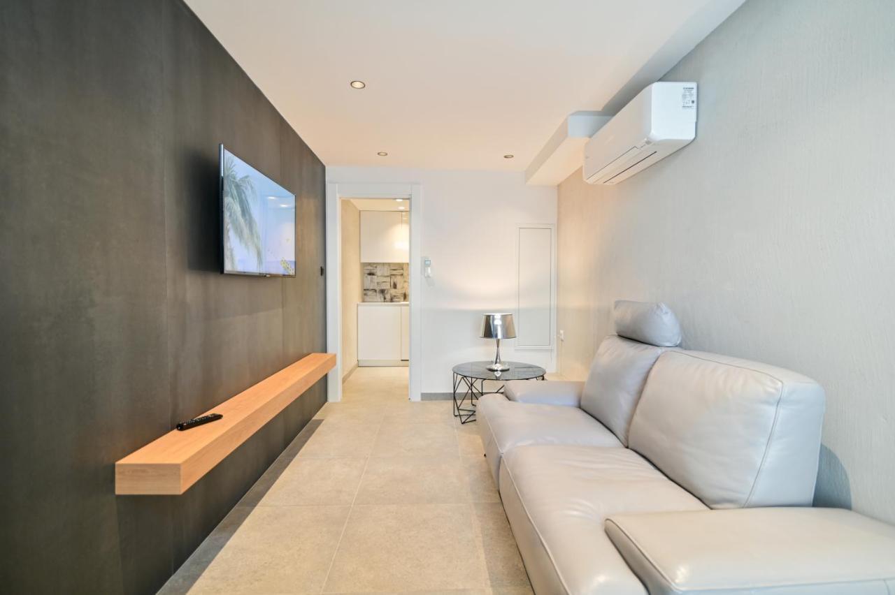 The Place Apartment *