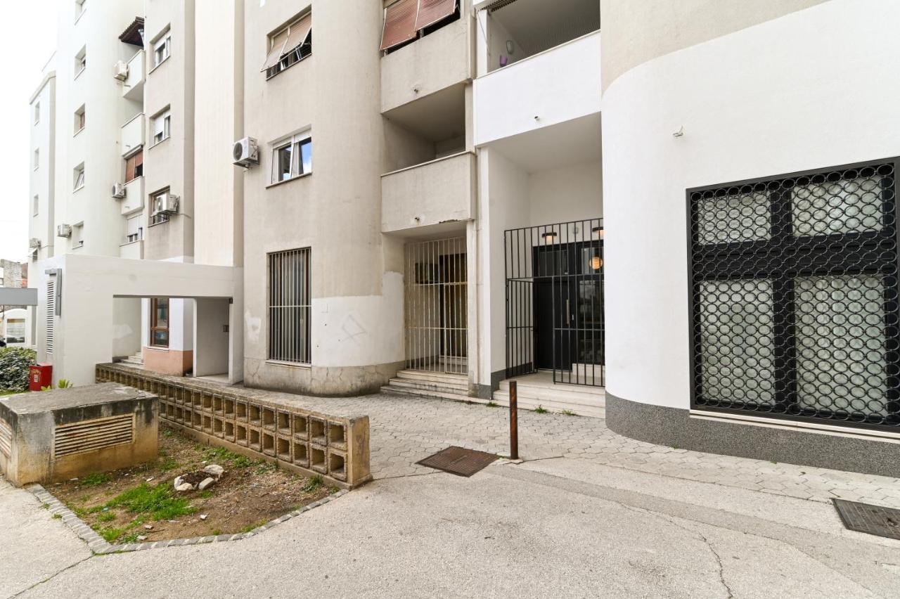 Apartament The Place *