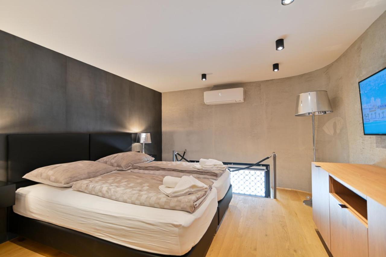 The Place Apartment